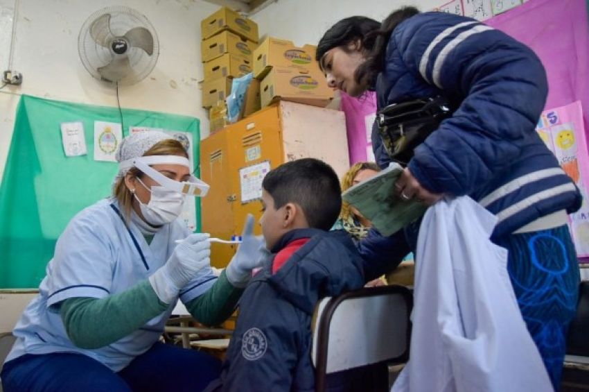 El municipio lleva adelante el programa Salud Escolar 2024 en todas las primarias públicas Quilmes