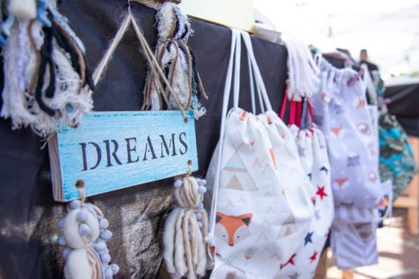 Lanús Gobierno anunció una nueva Feria de Artesanías, Emprendedores y Puestos Gastronómicos