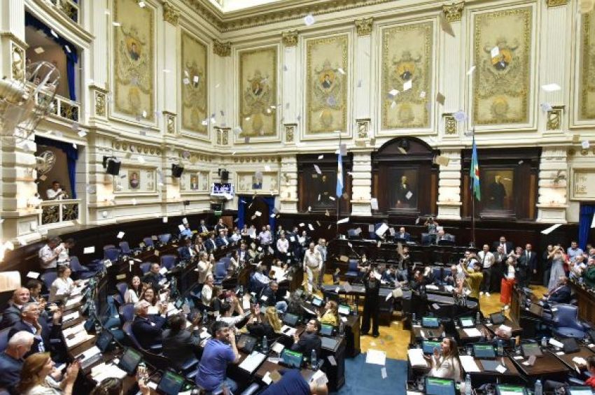 Comunicado de los Bloques de Senadores y Diputados bonaerenses de UxP sobre Ficha Limpia