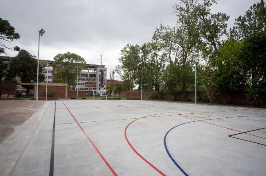 Lanús Gobierno continúa la puesta en valor de la Escuela Piedrabuena