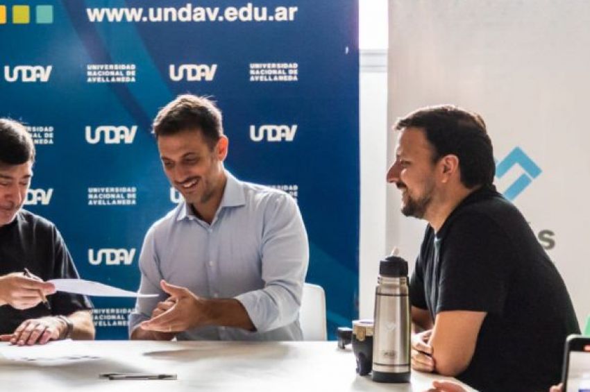 Lanús Gobierno y la UNDAV firmaron un convenio para prácticas pre profesionales