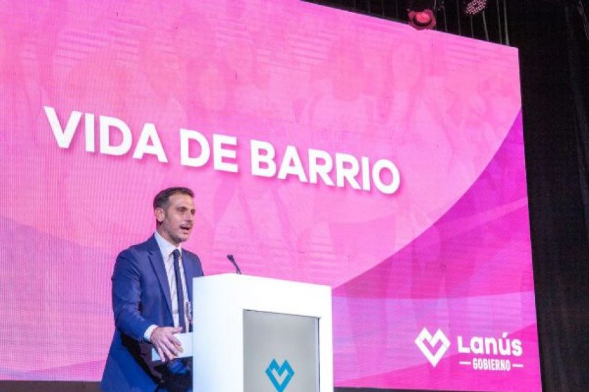 Julián Álvarez destacó las medidas impulsadas para recuperar «la vida de barrio» en Lanús