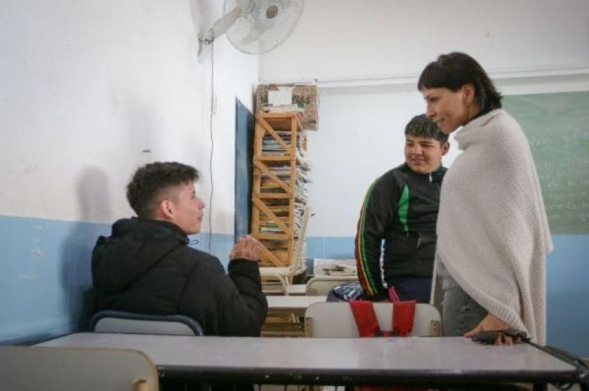 Mayra inauguró obras de infraestructura escolar en la secundaria N°58 de La Ribera