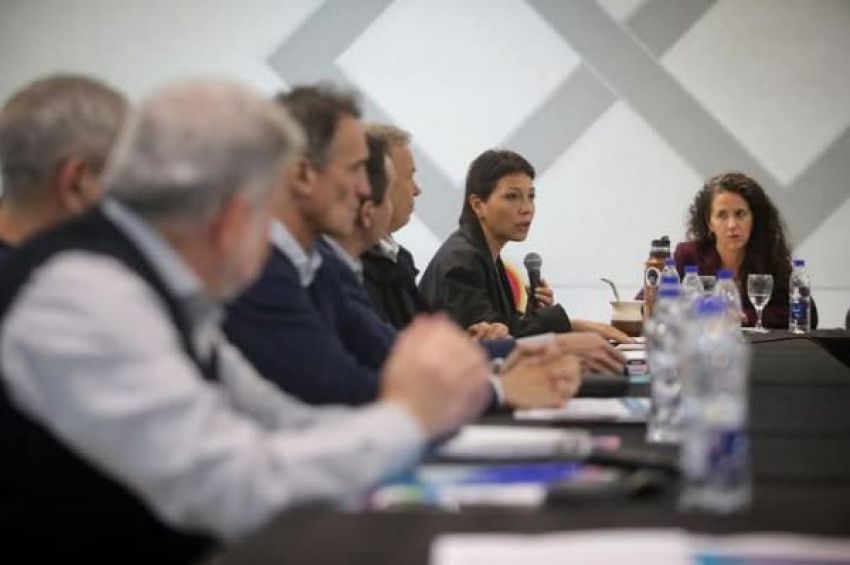 Mayra Mendoza continúa en la búsqueda de fondos para obras que eviten las inundaciones
