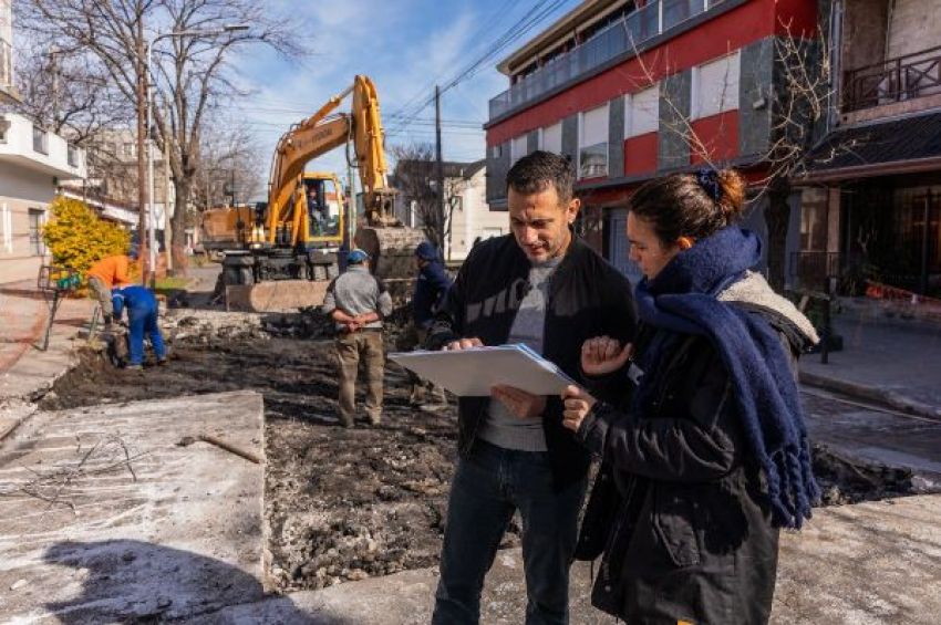 Lanús Gobierno continúa trabajando en el Plan de Pavimentación en la localidad de Gerli