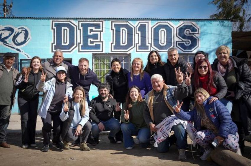 Mayra, Otermín y Tignanelli participaron de la jornada de puesta en valor de «El potrero de D10S»