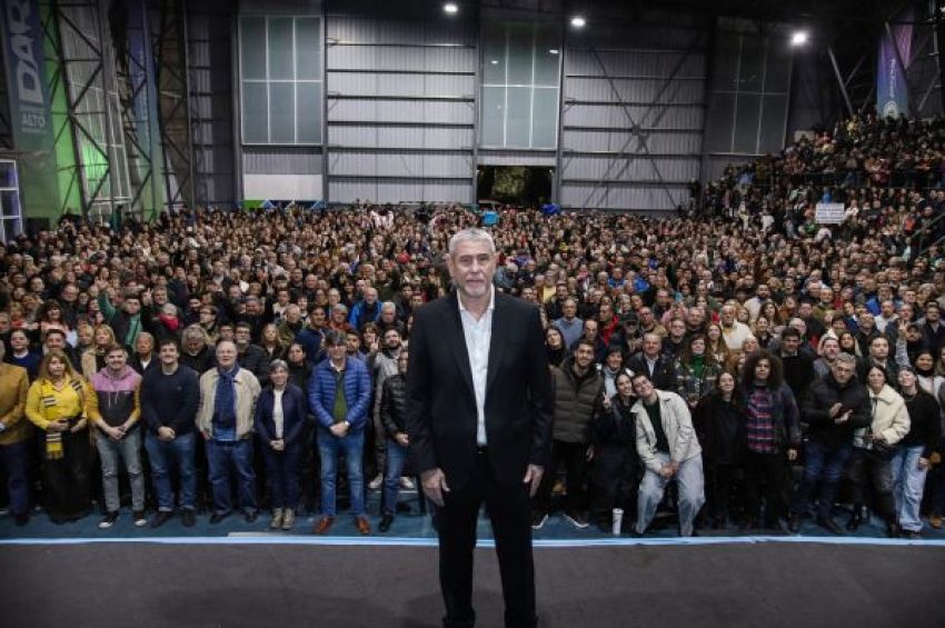Ferraresi encabezó el lanzamiento de campaña de Fuerza Patria: «Lo que hicimos nos da fuerzas para lo viene»