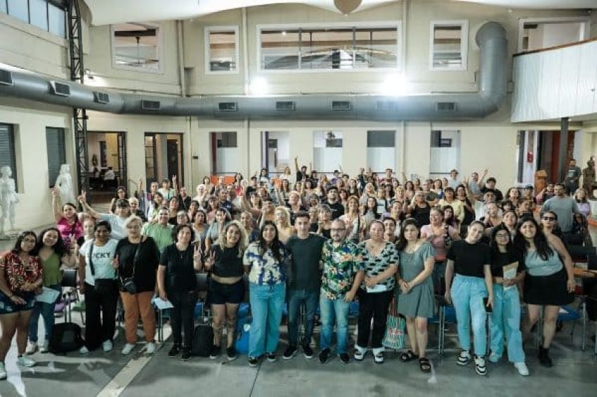 Referentes y trabajadores de la economía popular de Avellaneda se reunieron para resistir al ajuste de Milei