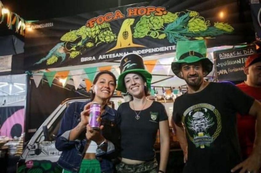 Mayra junto a miles de vecinos en una nueva edición del Festival de la Cerveza