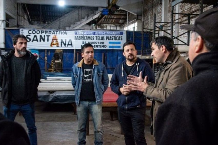 El senador González Santalla y el titular de IPAC recorrieron cooperativas de Avellaneda