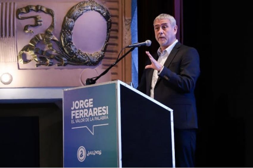 Ferraresi: «Es tiempo para que todos los sectores de la sociedad salgan a defender el rol del Estado»