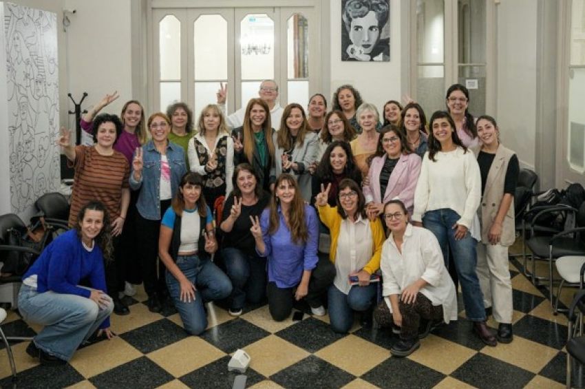 La ministra Estela Díaz recibió a Magdalena Sierra y otras funcionarias municipales