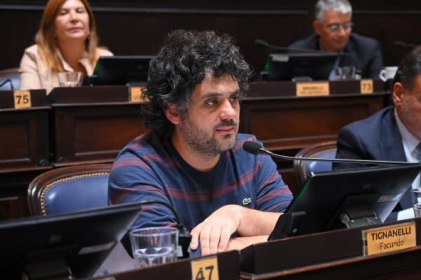 El jefe del bloque de UxP ante las acusaciones de no querer aprobarle el presupuesto a Kicillof: «Boludeces, no»