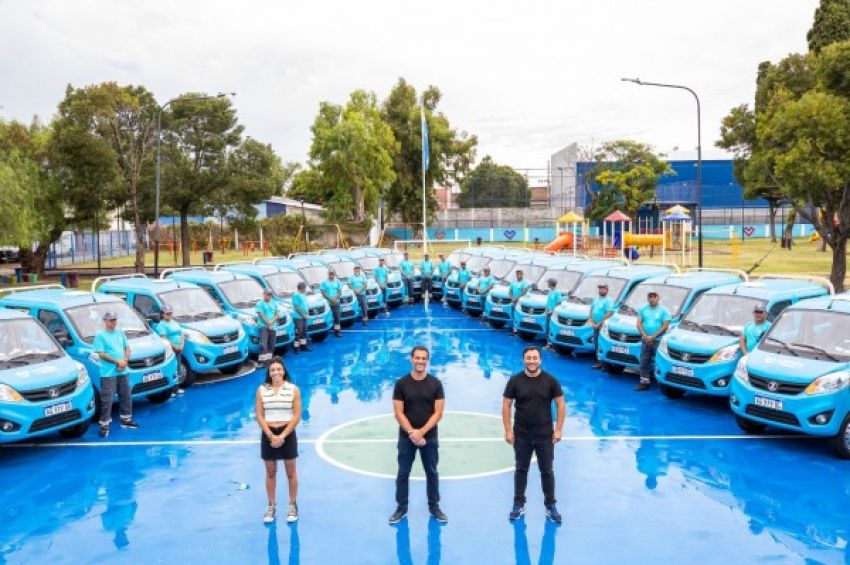 Lanús Gobierno incorporó 18 camionetas nuevas para fortalecer los servicios públicos